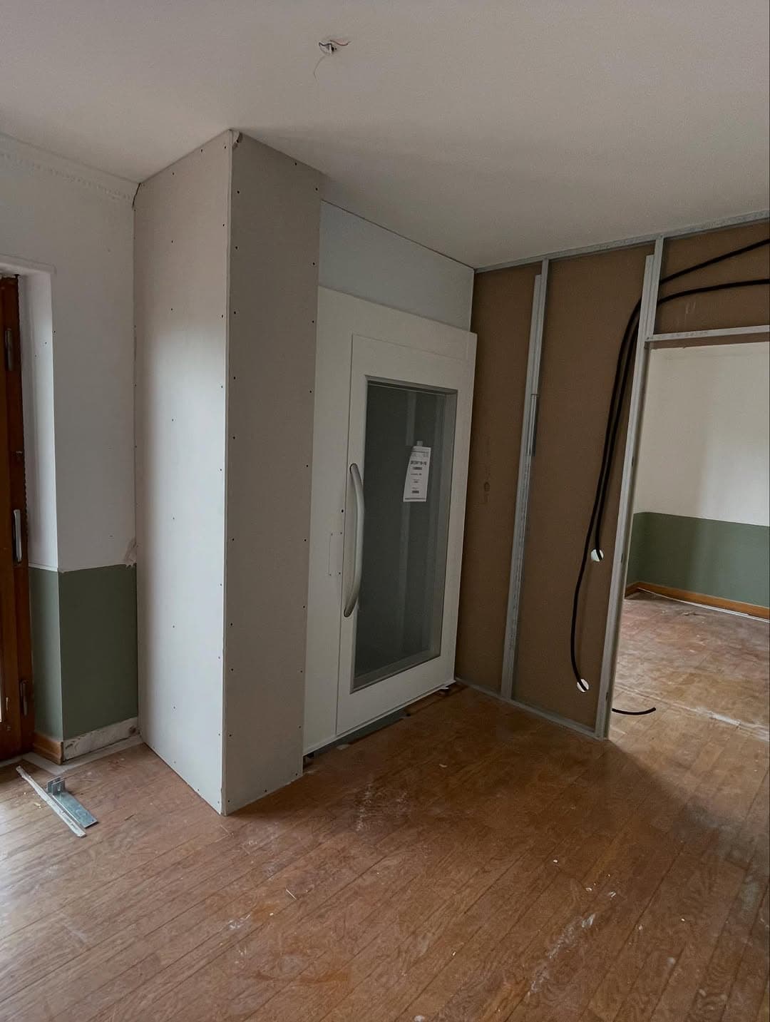 gaine ascenseur buanderie renovation interieure